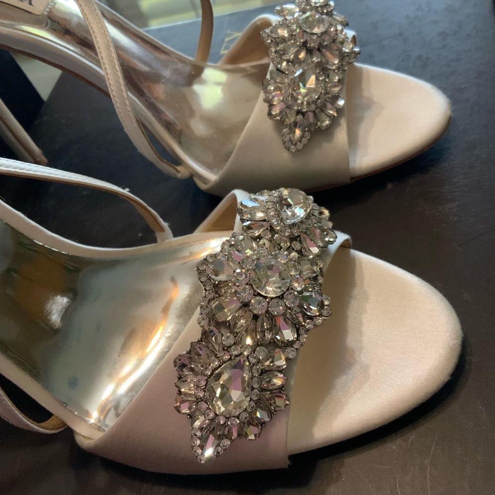 Badgley Mischka Vanessa wedding shoes in ivory